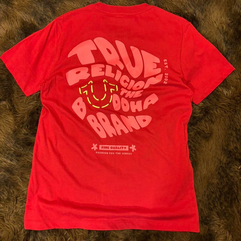 NWT Men’s S Red True Religion Bubble Warp Crewneck T-shirt Wavy Pink Logo Buddha
